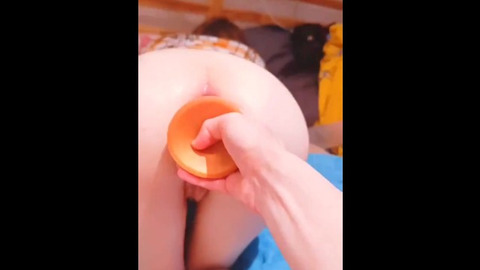 I like big dildos in her butthole, not little toys
