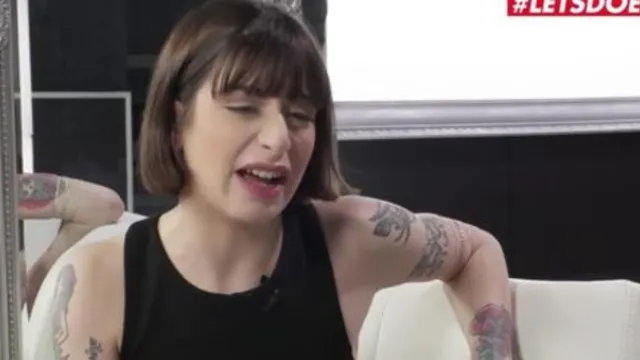 Dirty Fun with Silvia - Mike Chapman Gives Her Wild Anal👌 Pleasure