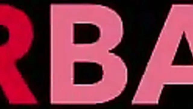 Brunette girlfriend Izzy Lush savors her boyfriend′s cock🍆