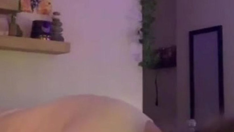 Teen Shows Her Boyfriend Her Talents