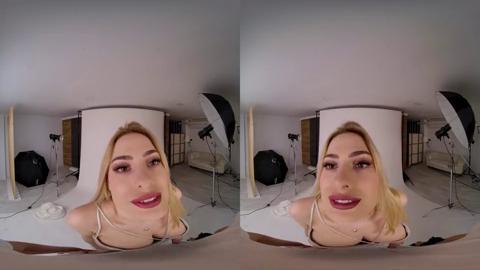 Injection of camera lenses triggers her cunnilingus, fellating cocks