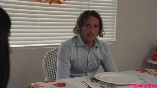 Thanksgiving step action (Jessie Saint & Katie Kush)