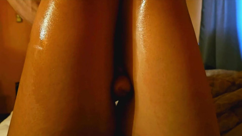 ❤️I rub my cock on her Thighs Until I cum❤️ Legjob