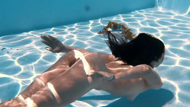 Fernanda Releve Wet and Wild Gymnast