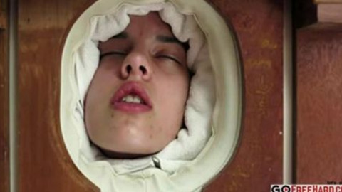 Sensual Skin-Scrubbing Sirens Squeal Sweetly