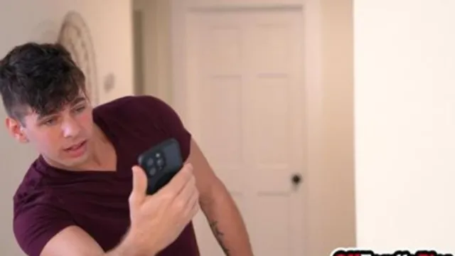 Big boobs Megan Marx takes big cock🍆 and enjoys milf′s trio