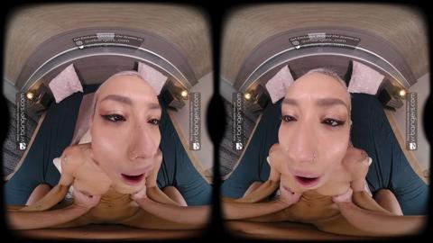VR Massage Milf Veronica Leal Gets Fucked in Spa Setting