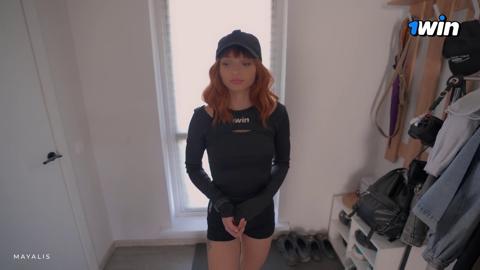 Dirty Delivery Chick Gobbled My Slice, Then Got Railed Hard on Her Juicy Booty